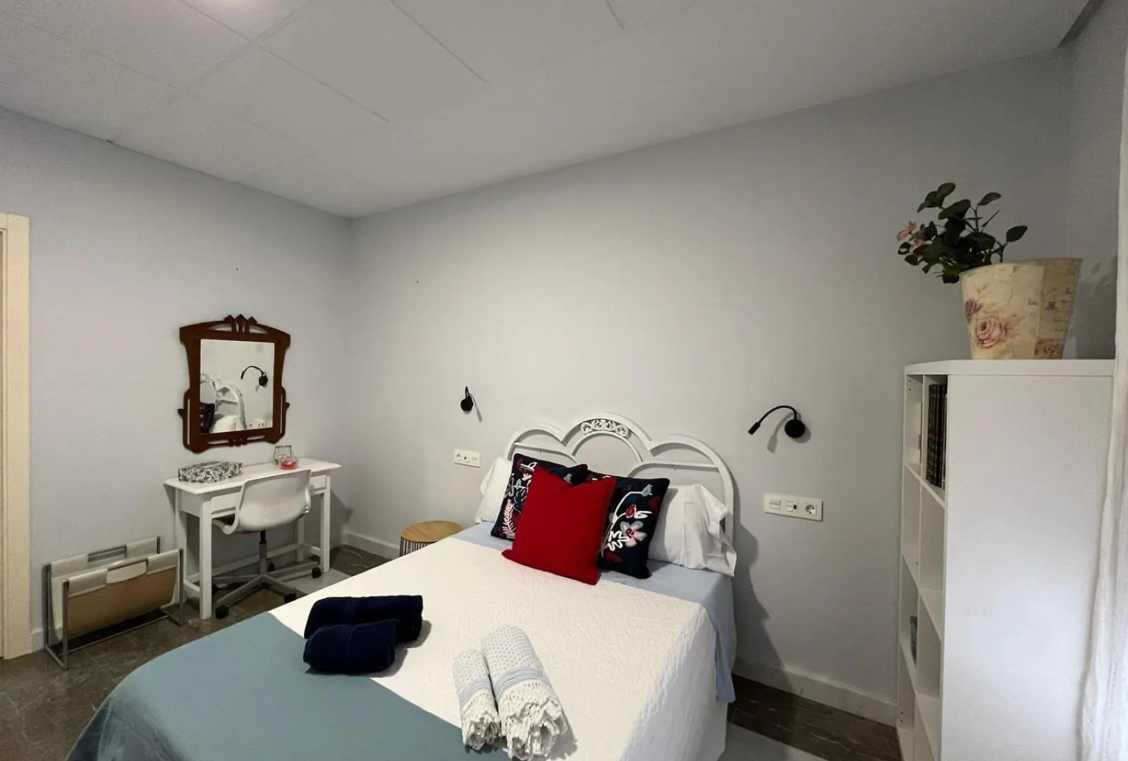 Casa Del Olivo Lucio Apartment Alomartes